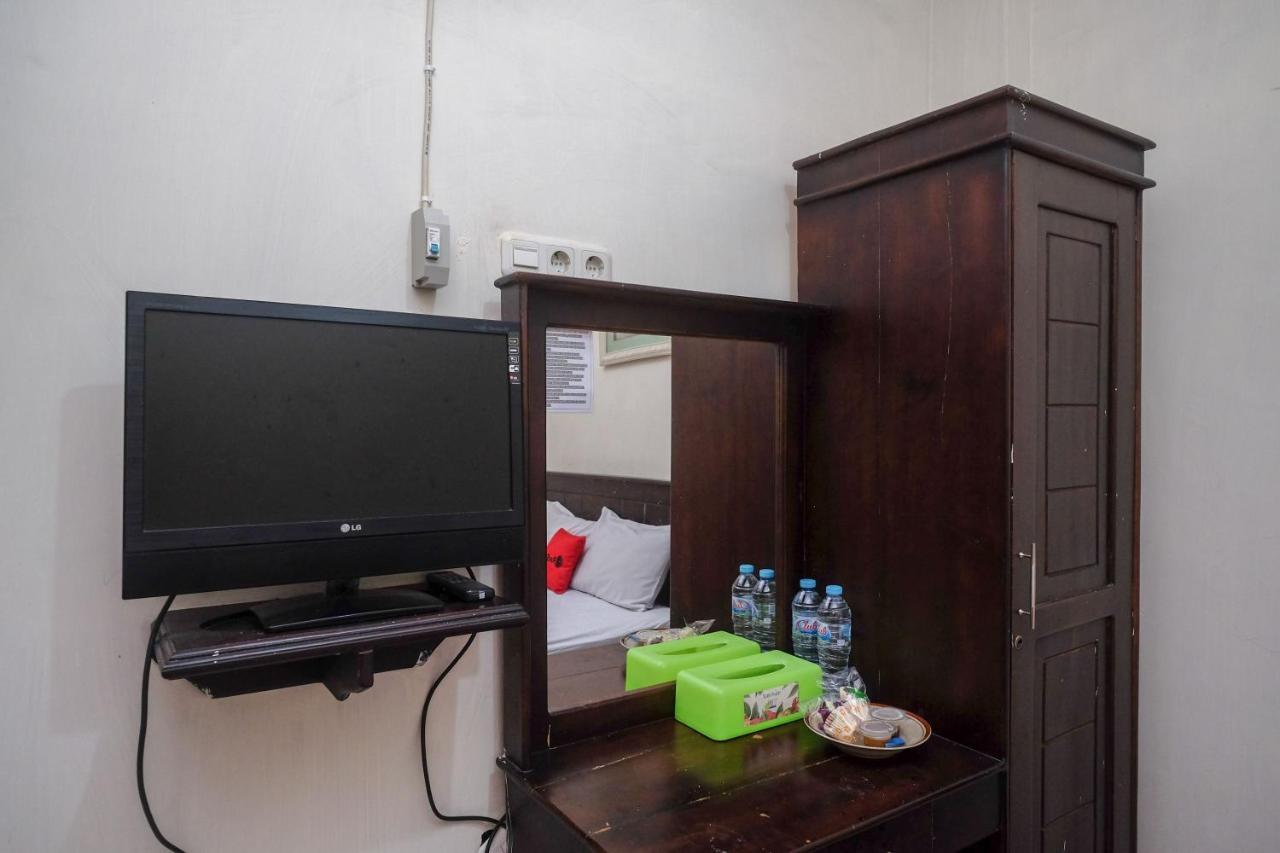 Reddoorz At Hotel Rich Parepare Near Pantai Mattirotasi Exterior foto